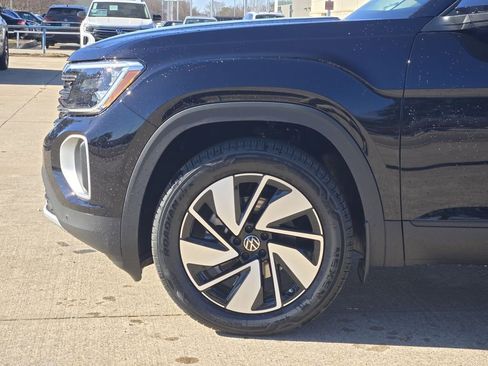 New 2026 Volkswagen Atlas SE FWD image 5