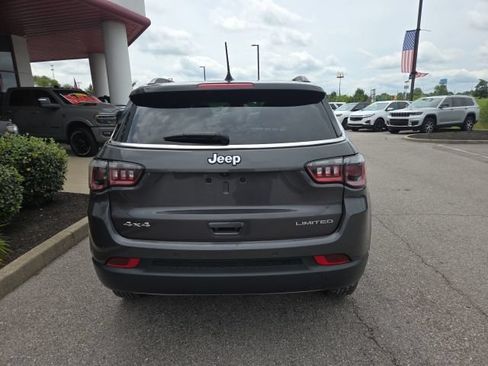 Used 2024 Jeep Compass Limited AWD/4WD image 9