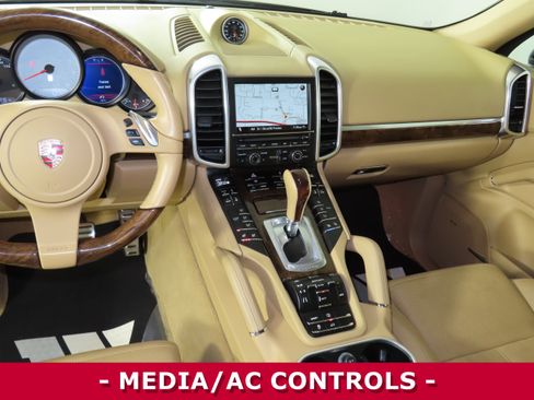 Used 2012 Porsche Cayenne S image 15