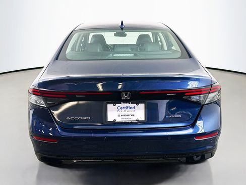 Used 2023 Honda Accord EX-L image 6