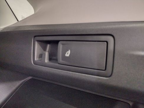 New 2026 Volkswagen Tiguan S image 15