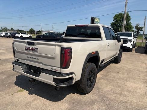 New 2026 GMC Sierra 2500 AT4 w/ AT4 Premium Plus Package AWD/4WD image 6