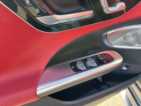 Used 2023 Mercedes-Benz C 300 4MATIC Sedan image 15