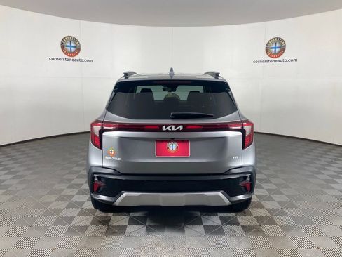 Certified 2024 Kia Seltos S image 19