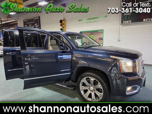 Used 2017 GMC Yukon XL Denali w/ Open Road Package AWD/4WD image 1