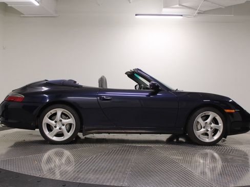 Used 2003 Porsche 911 Carrera 4 image 8