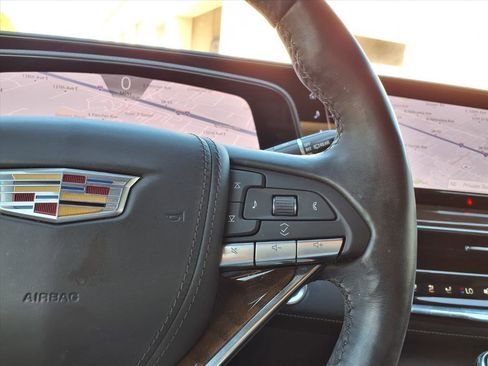 Used 2023 Cadillac Escalade Sport Platinum w/ LPO, ONYX Package image 17