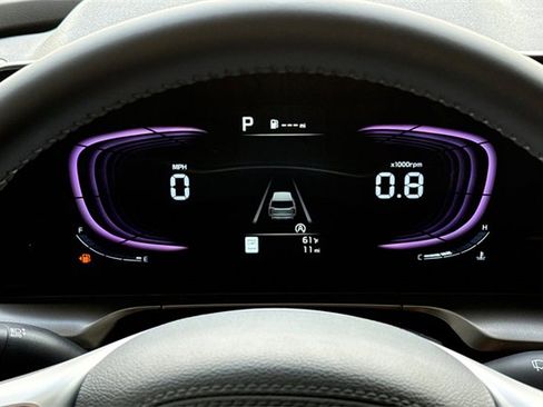 New 2025 Kia Telluride S image 32