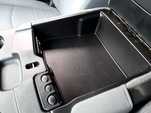 Used 2019 RAM 1500 Classic SLT image 68