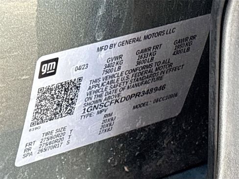 Used 2023 Chevrolet Suburban Premier image 36