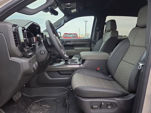 New 2026 Chevrolet Silverado 1500 ZR2 AWD/4WD image 10
