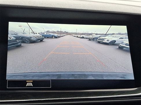 Used 2021 Buick Envision Essence w/ Sport Touring Package image 17