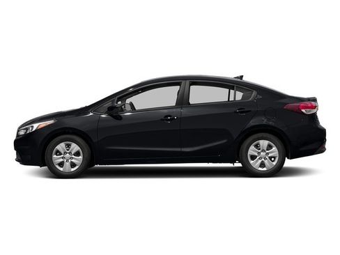 Used 2017 Kia Forte LX FWD image 3