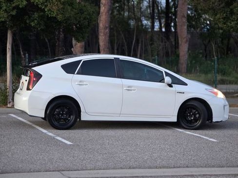 Used 2012 Toyota Prius Three image 7