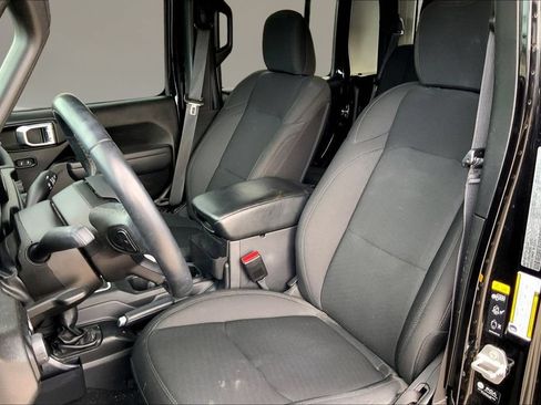 Used 2022 Jeep Gladiator Sport AWD/4WD image 24