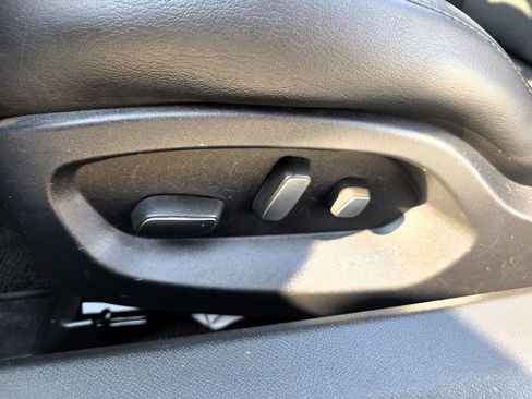 Used 2014 Chevrolet Corvette Stingray Convertible w/ 2LT Preferred Equipment Group image 34