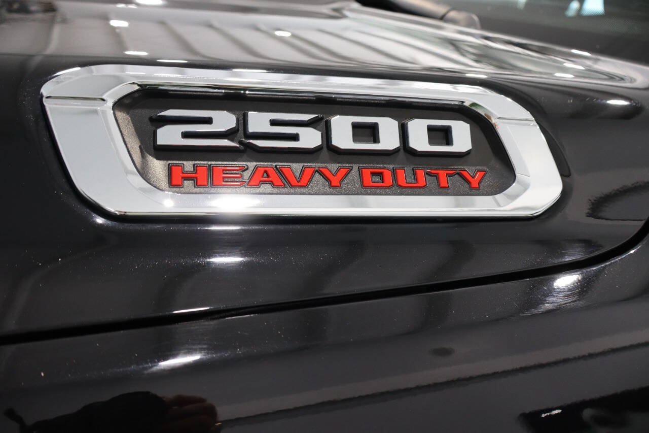 Used 2024 RAM 2500 Tradesman w/ Chrome Appearance Group AWD/4WD image 36