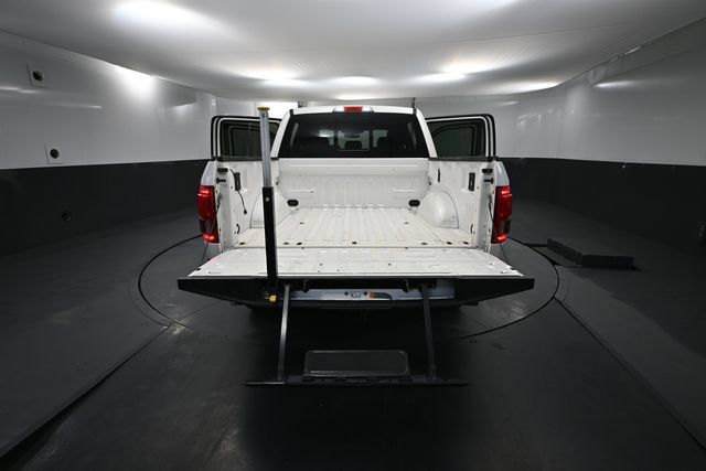 Used 2017 Ford F150 Platinum w/ Equipment Group 701A Luxury AWD/4WD image 35