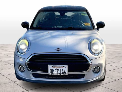 Used 2020 MINI Cooper 2-Door Hardtop image 3