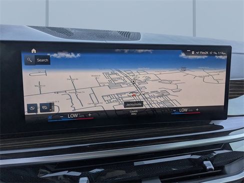 Used 2023 BMW X7 xDrive40i w/ Executive Package image 24