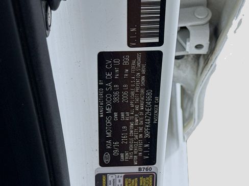 Used 2017 Kia Forte LX image 38