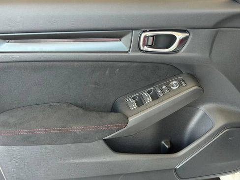 Used 2026 Honda Civic Type R image 11