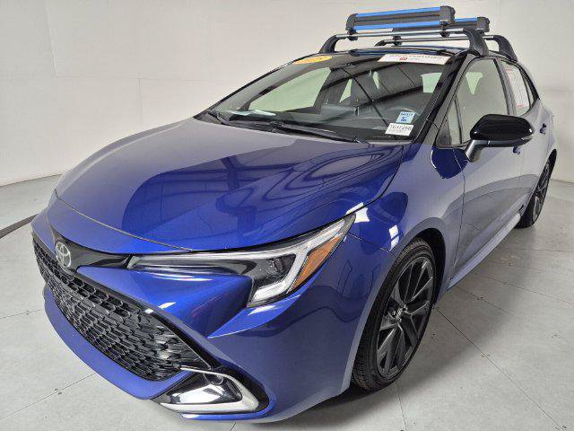 Used 2025 Toyota Corolla XSE FWD image 1