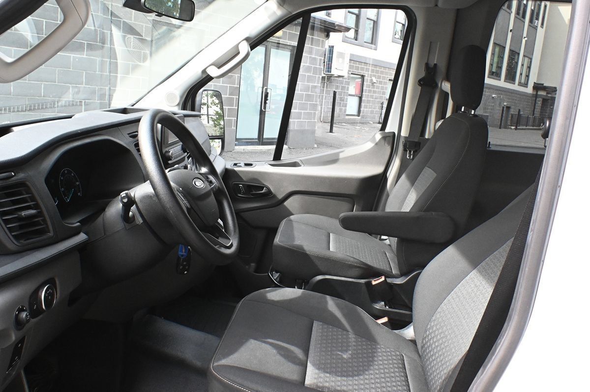 Used 2023 Ford Transit 350 XL RWD image 8