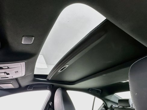 Used 2022 Lexus IS 350 F Sport RWD image 22