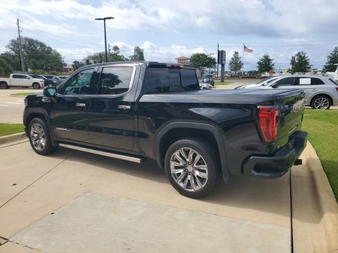 Used 2024 GMC Sierra 1500 Denali w/ Denali Reserve Package AWD/4WD image 3