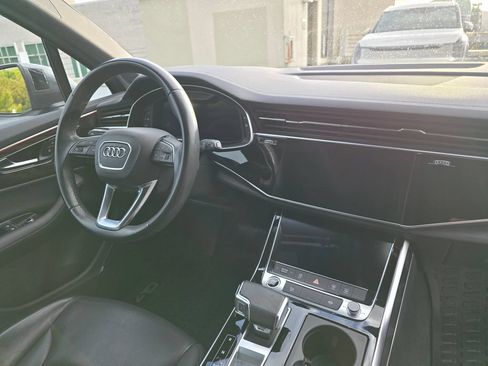 Used 2023 Audi Q7 3.0T Premium Plus w/ Premium Plus Package AWD/4WD image 12