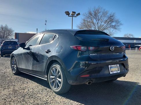Used 2021 MAZDA MAZDA3 s image 8