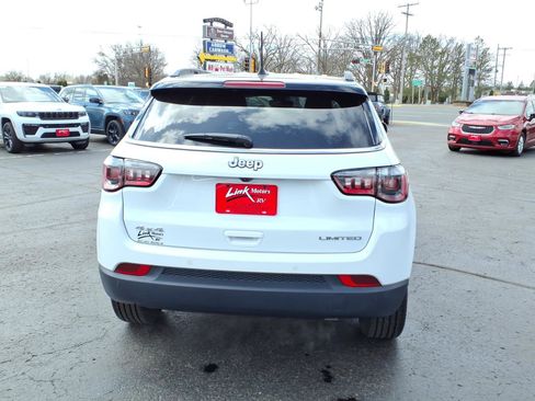 Used 2025 Jeep Compass Limited AWD/4WD image 5