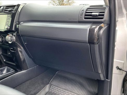 Used 2023 Toyota 4Runner TRD Off-Road Premium w/ Off Road Premium Plus Package image 16