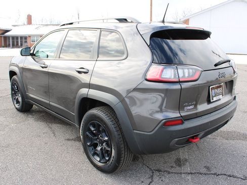 Used 2021 Jeep Cherokee Trailhawk w/ Comfort/Convenience Group image 7