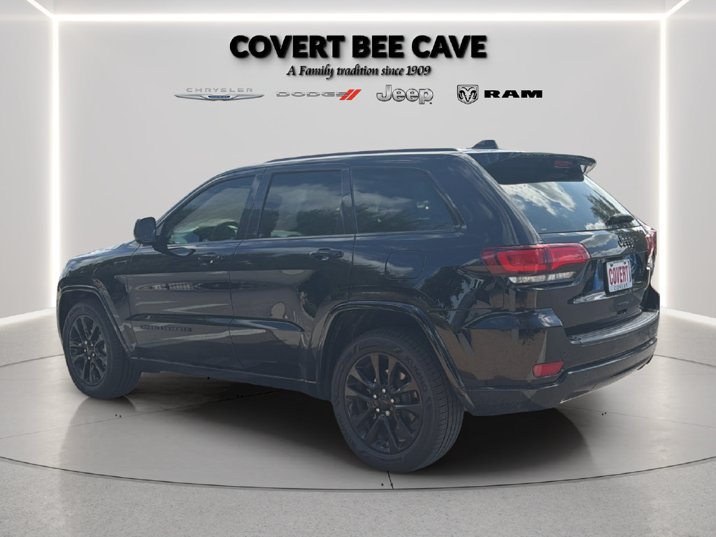 Used 2020 Jeep Grand Cherokee Altitude RWD image 8