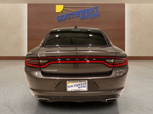 Used 2023 Dodge Charger SXT image 3