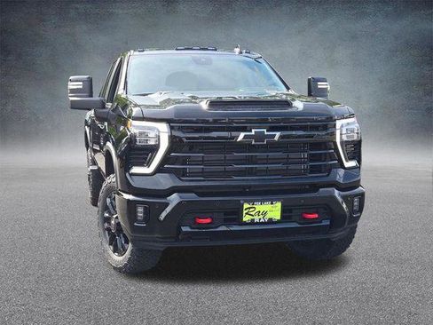 New 2026 Chevrolet Silverado 2500 LT w/ Trail Boss Package AWD/4WD image 4