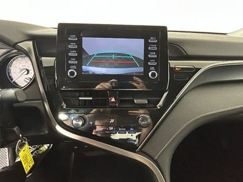 Used 2024 Toyota Camry SE FWD image 23