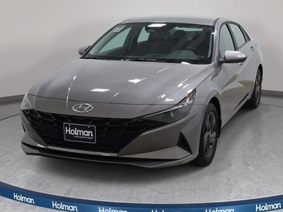 Used 2023 Hyundai Elantra SEL