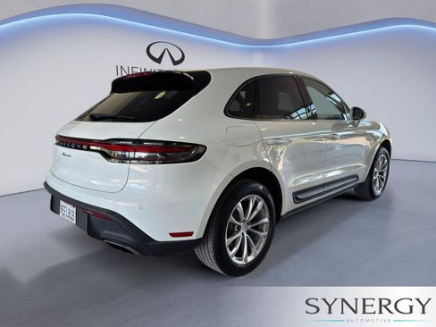 Used 2023 Porsche Macan AWD/4WD image 5