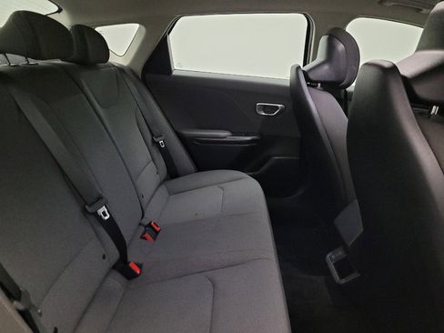 Used 2025 Kia K4 FWD image 19