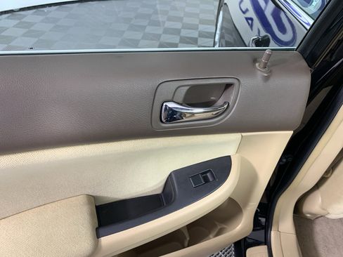 Used 2007 Honda Accord SE image 28