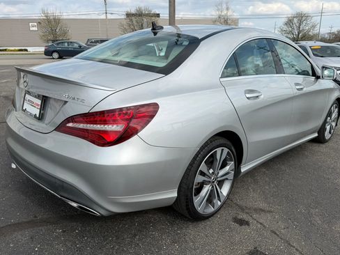 Used 2019 Mercedes-Benz CLA 250 4MATIC image 7
