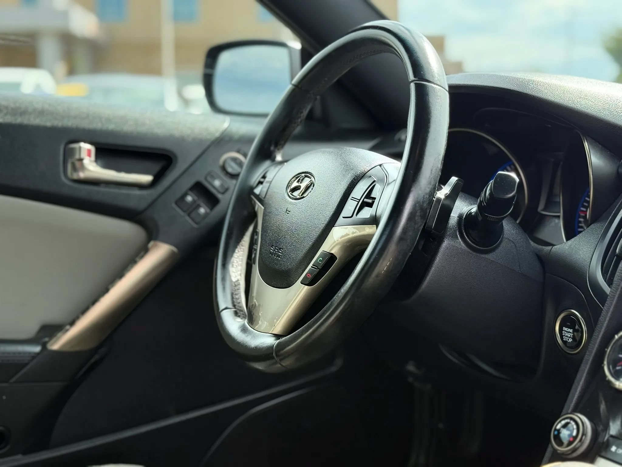 Used 2013 Hyundai Genesis 2.0T RWD image 19
