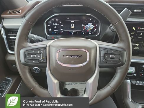Used 2024 GMC Sierra 2500 Denali w/ Denali Reserve Package AWD/4WD image 18