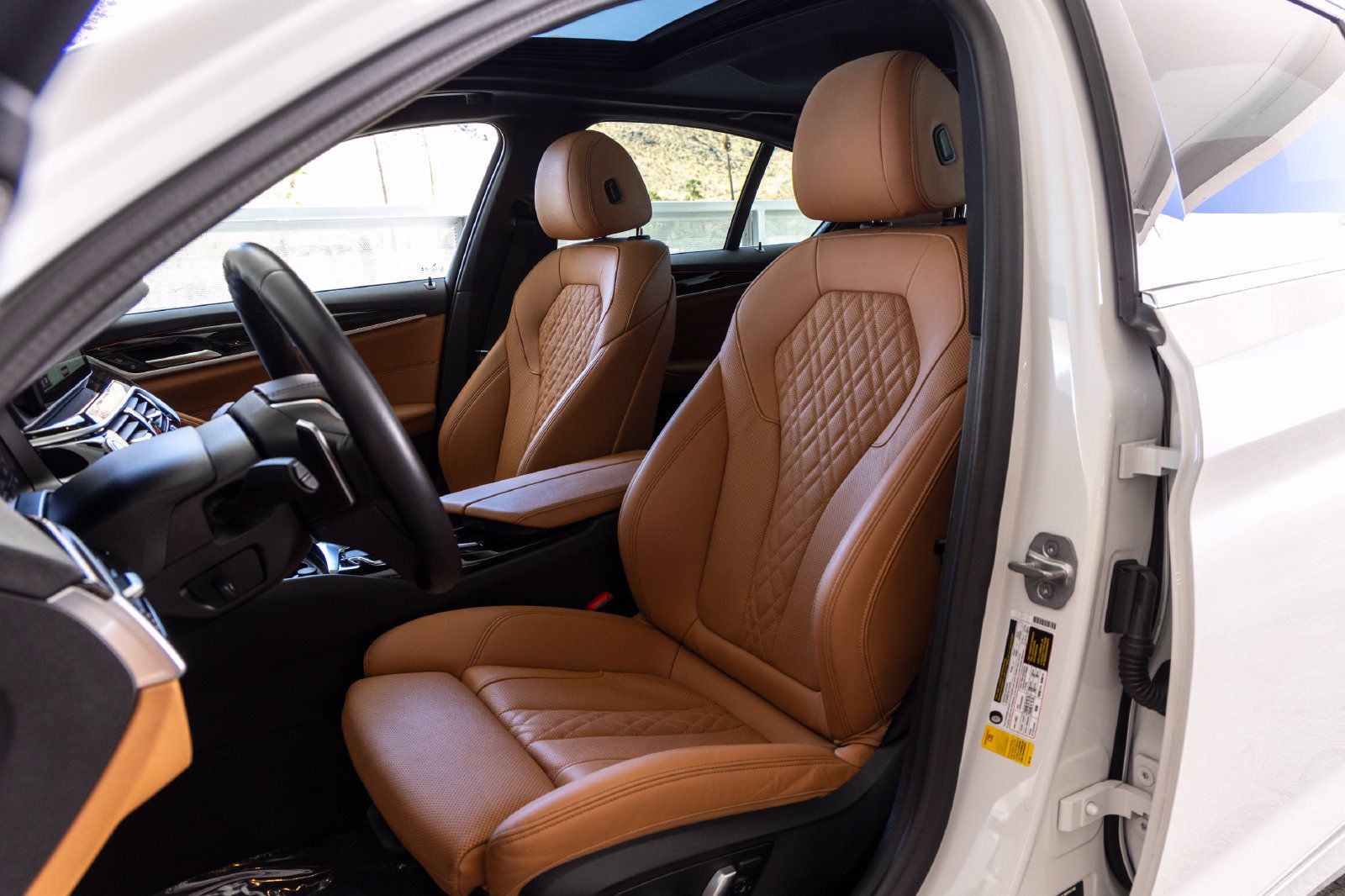 Certified 2023 BMW 530i w/ Premium Package RWD image 18