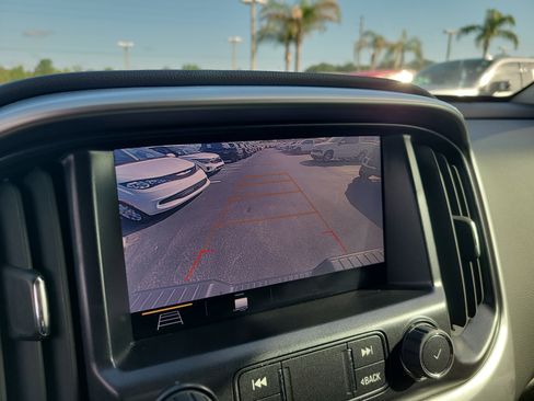 Used 2022 Chevrolet Colorado ZR2 w/ LPO, Power Package AWD/4WD image 23