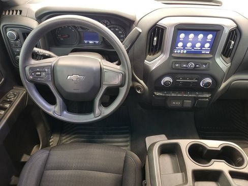 Used 2022 Chevrolet Silverado 1500 Custom Trail Boss AWD/4WD image 27