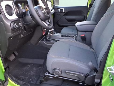 New 2026 Jeep Gladiator Willys image 12